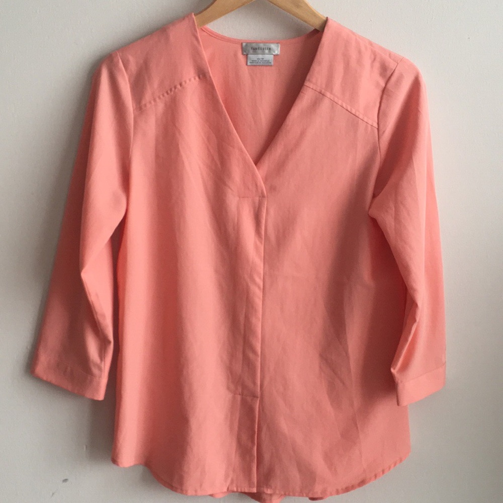 Van Heusen 3/4 Sleeve Length V-Neck Shirt